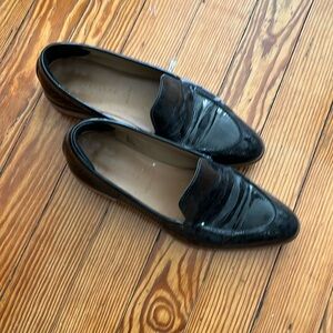 Everlane black patent leather loafers size 6 1/2